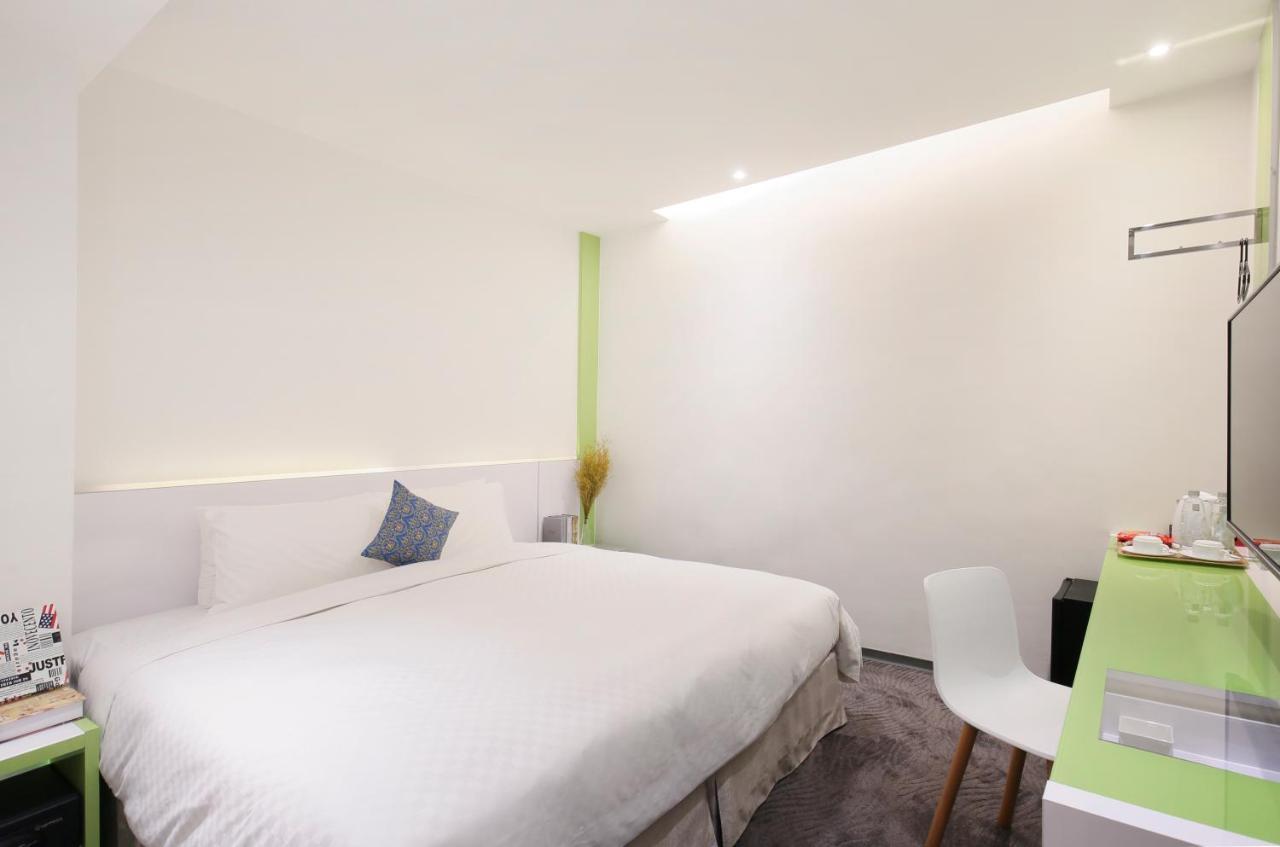 CityInn Hotel Plus - Taichung Station Branch Exterior foto